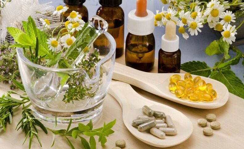 Os pacientes con prostatite poden incluír medicamentos a base de plantas no complexo de tratamento